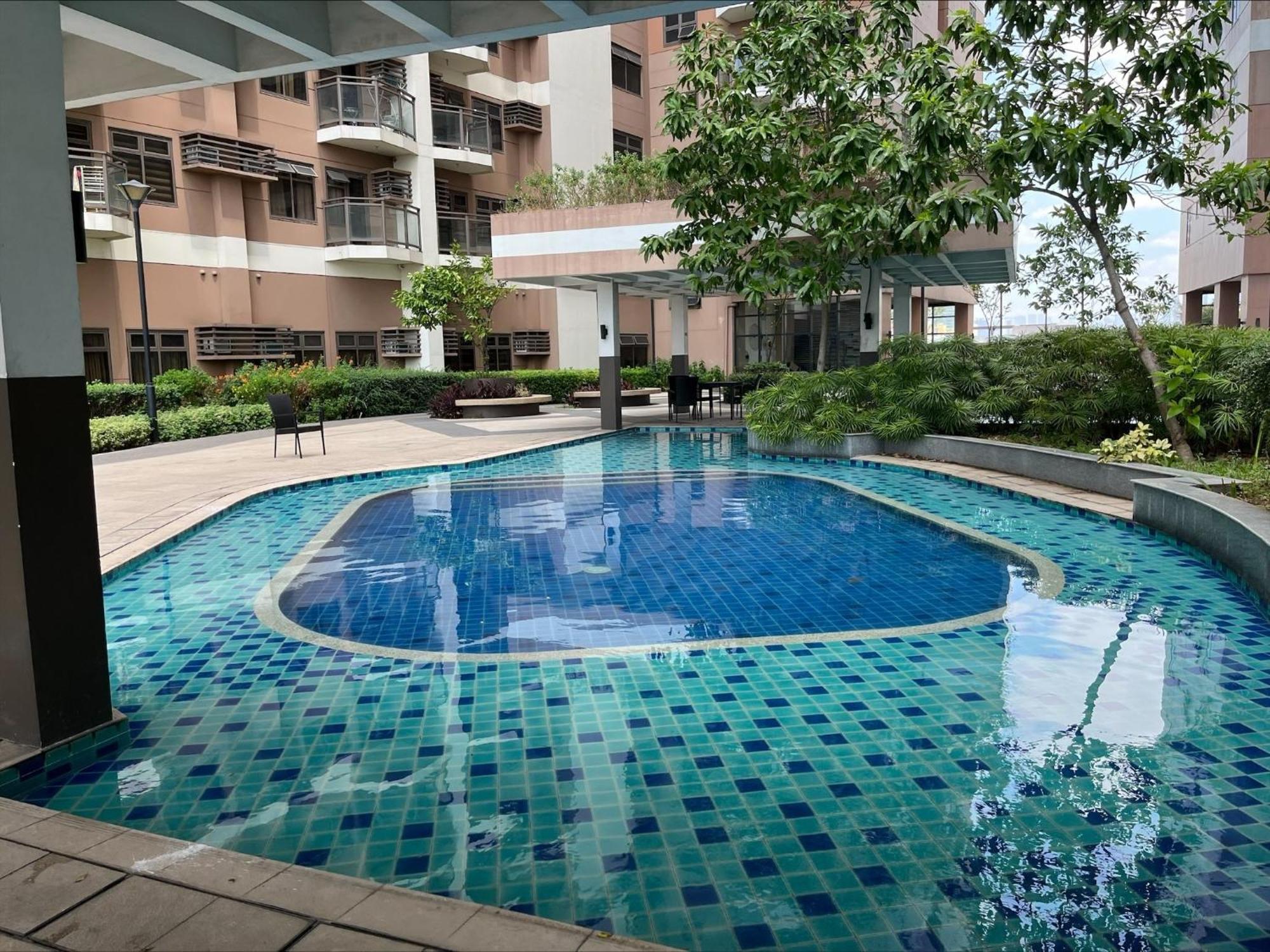 Bayfront - Near Airport, Moa, Picc, Star City, Manila Bay - Pet-Friendly With Fast Wifi, Netflix & Pool Access Pasay Exterior photo