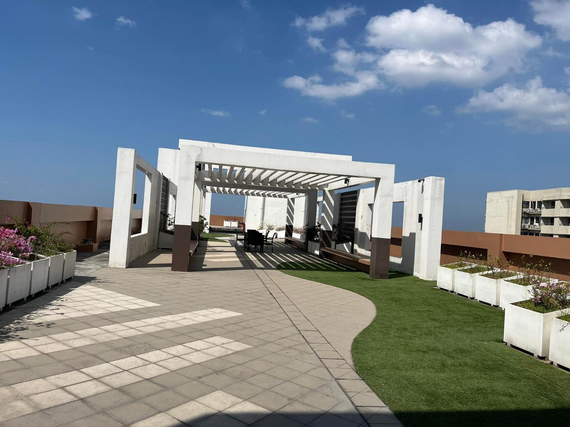 Bayfront - Near Airport, Moa, Picc, Star City, Manila Bay - Pet-Friendly With Fast Wifi, Netflix & Pool Access Pasay Exterior photo