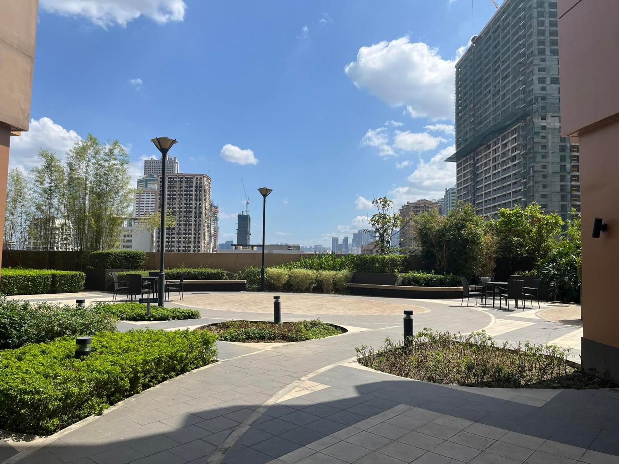 Bayfront - Near Airport, Moa, Picc, Star City, Manila Bay - Pet-Friendly With Fast Wifi, Netflix & Pool Access Pasay Exterior photo