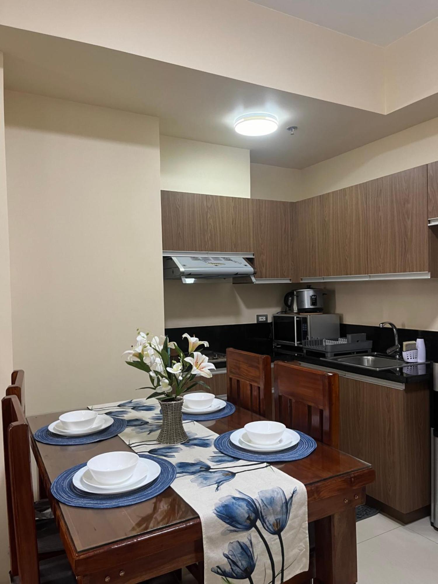 Bayfront - Near Airport, Moa, Picc, Star City, Manila Bay - Pet-Friendly With Fast Wifi, Netflix & Pool Access Pasay Exterior photo